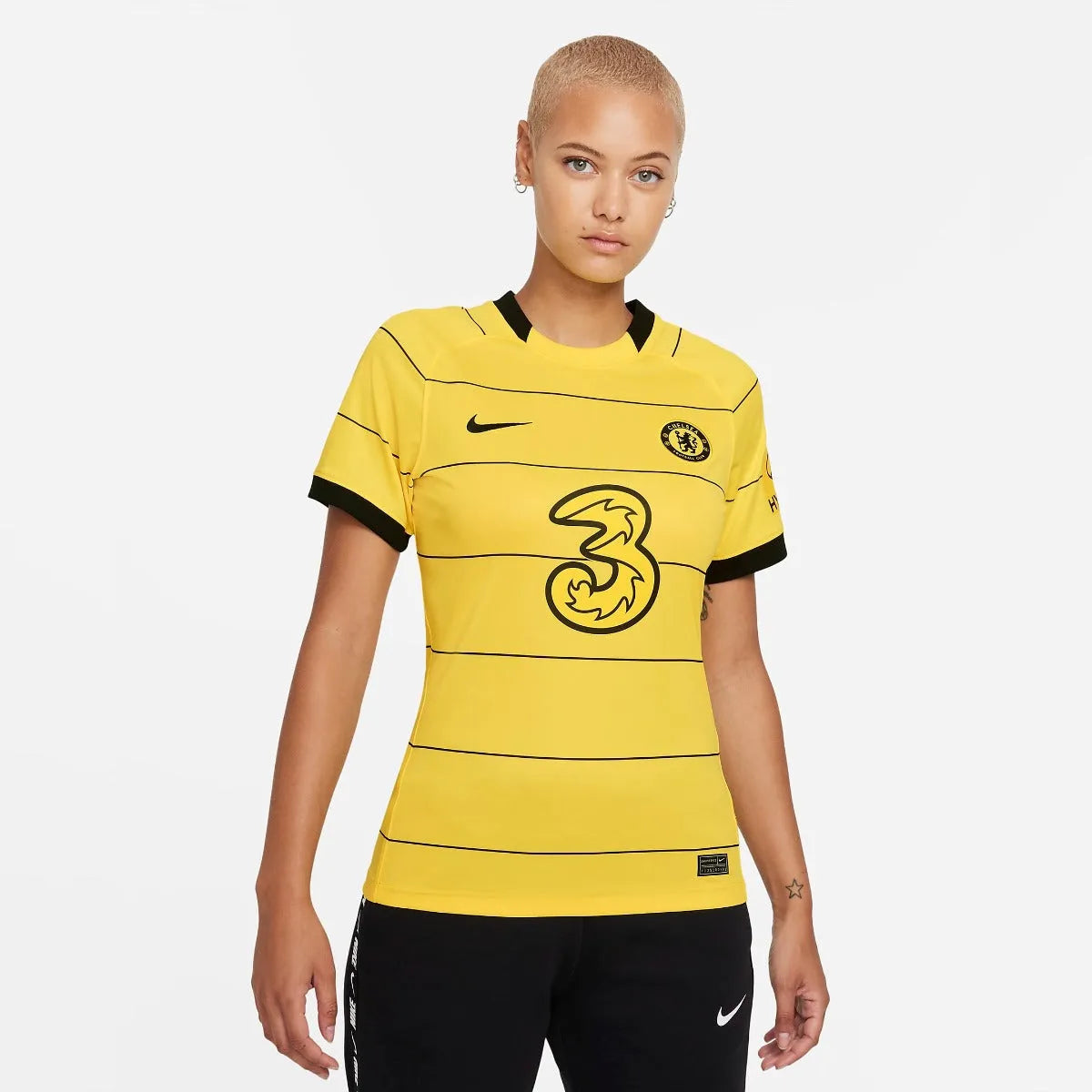 Chelsea womens kit online