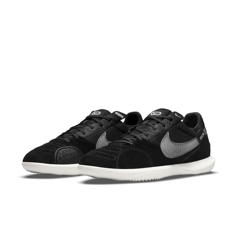 Nike Streetgato Indoor - Black - White (Pair - Lateral)