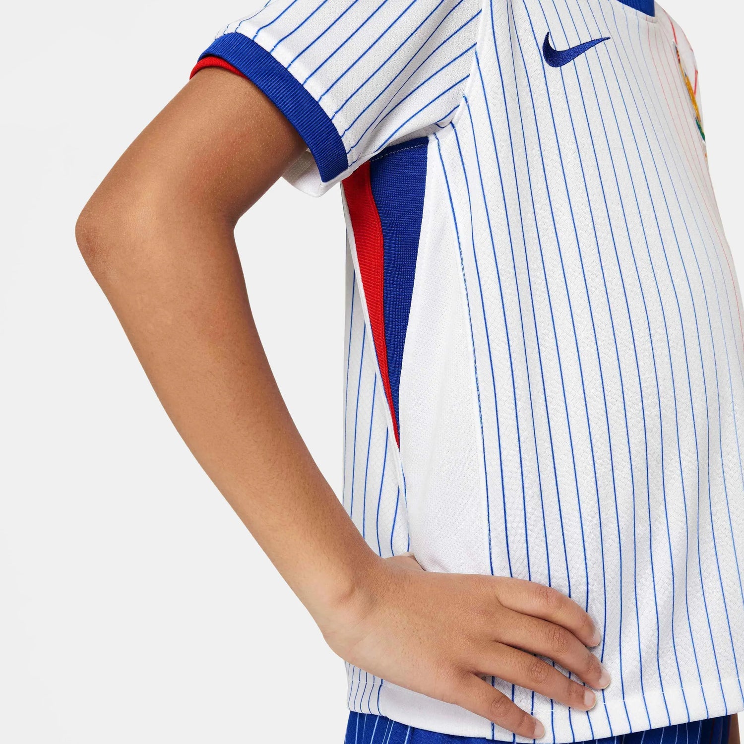 Nike 2024-25 France Kids Stadium Away Kit (Detail 4)