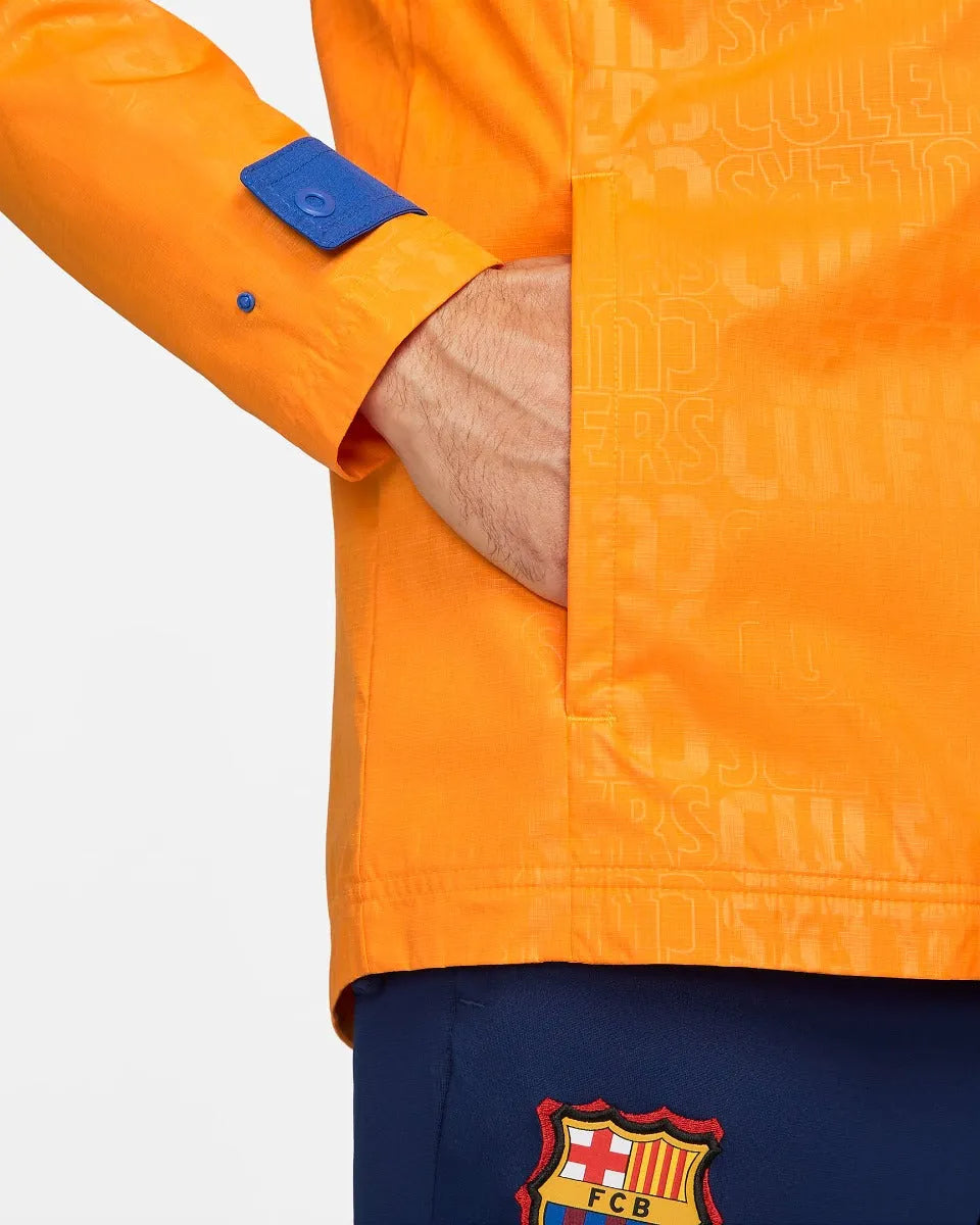 Nike 2022 Barcelona NK AWF Jacket - Vivid Orange (Detail 4)