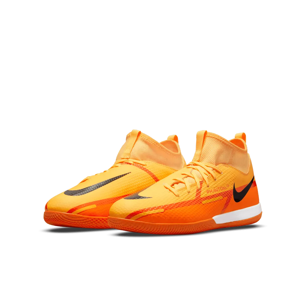 Nike JR Phantom GT2 Academy DF Indoor - Laser Orange-Black (Pair - Diagonal)