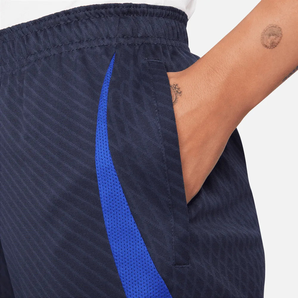 Nike 2022-23 USA Women's Strike Short KZ Navy-Blue-White (Detail 2)