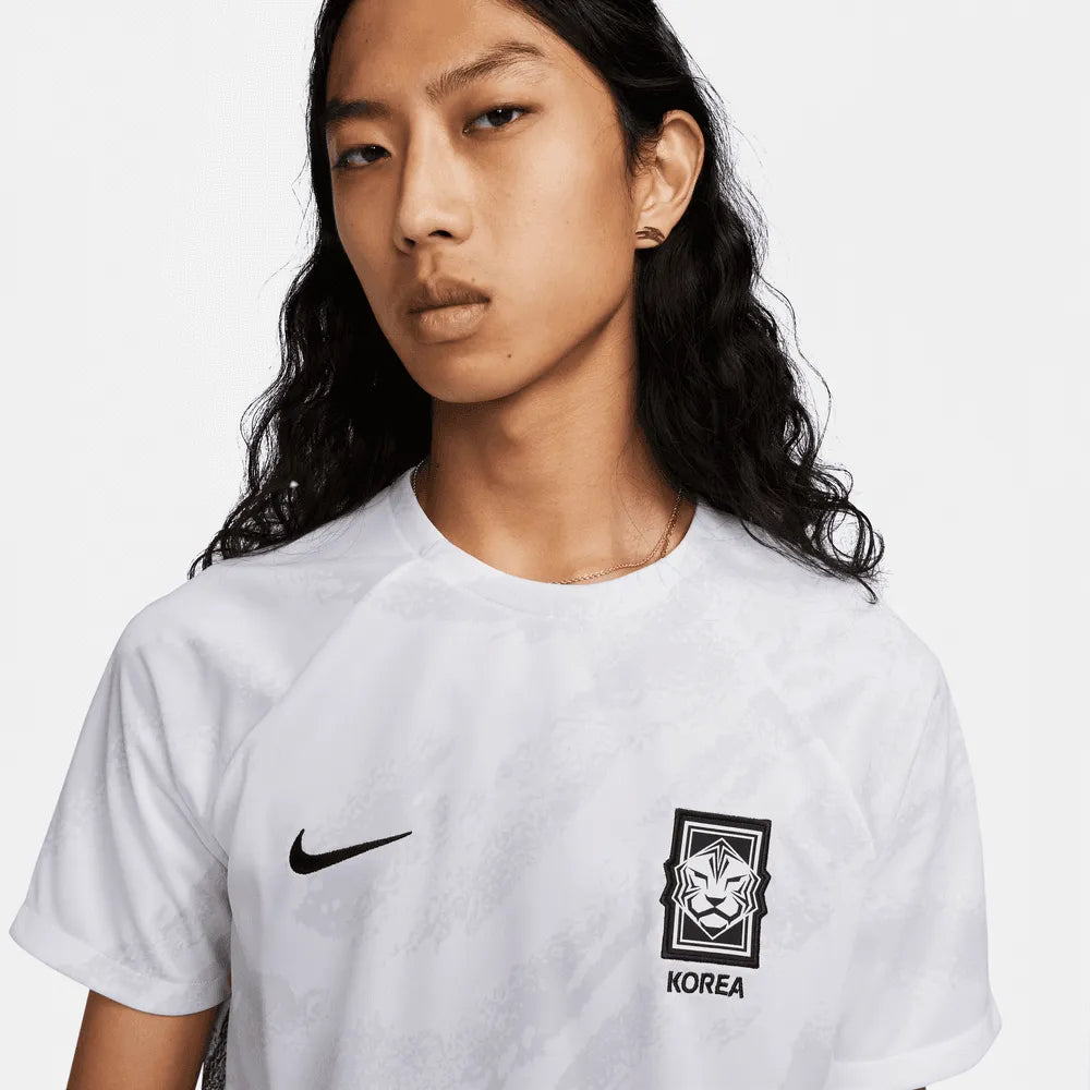 Nike 2022-23 Korea Pre-Match Jersey - White (Detail 1)