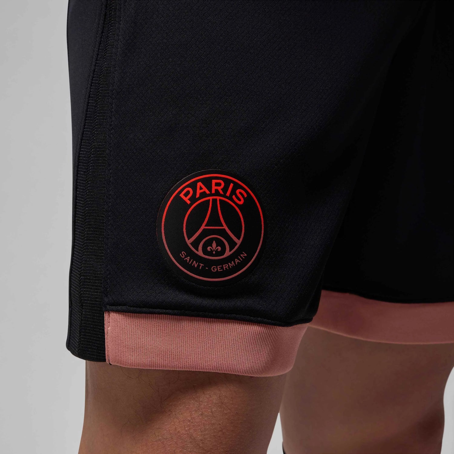 Nike 2024-25 PSG Men's Stadium Third Shorts (Detail 3)