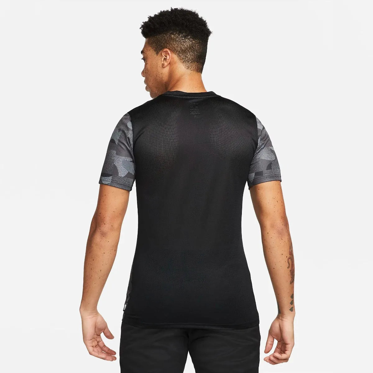 Nike DF FC Libero Top Short Sleeve GX - Black-Anthracite (Model - Back)