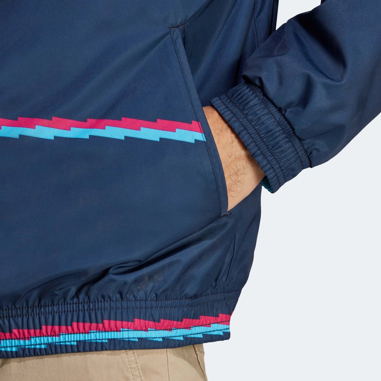 adidas 2023 Arsenal Reversible Anthem Jacket - Sky Rush (Detail 2)