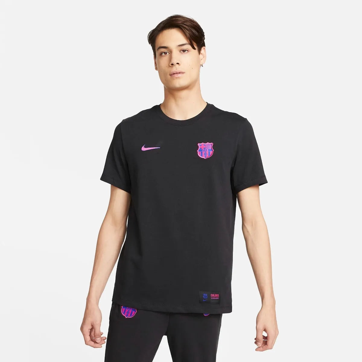 Nike 22021-22 Barcelona Travel Tee - Black (Model - Front)