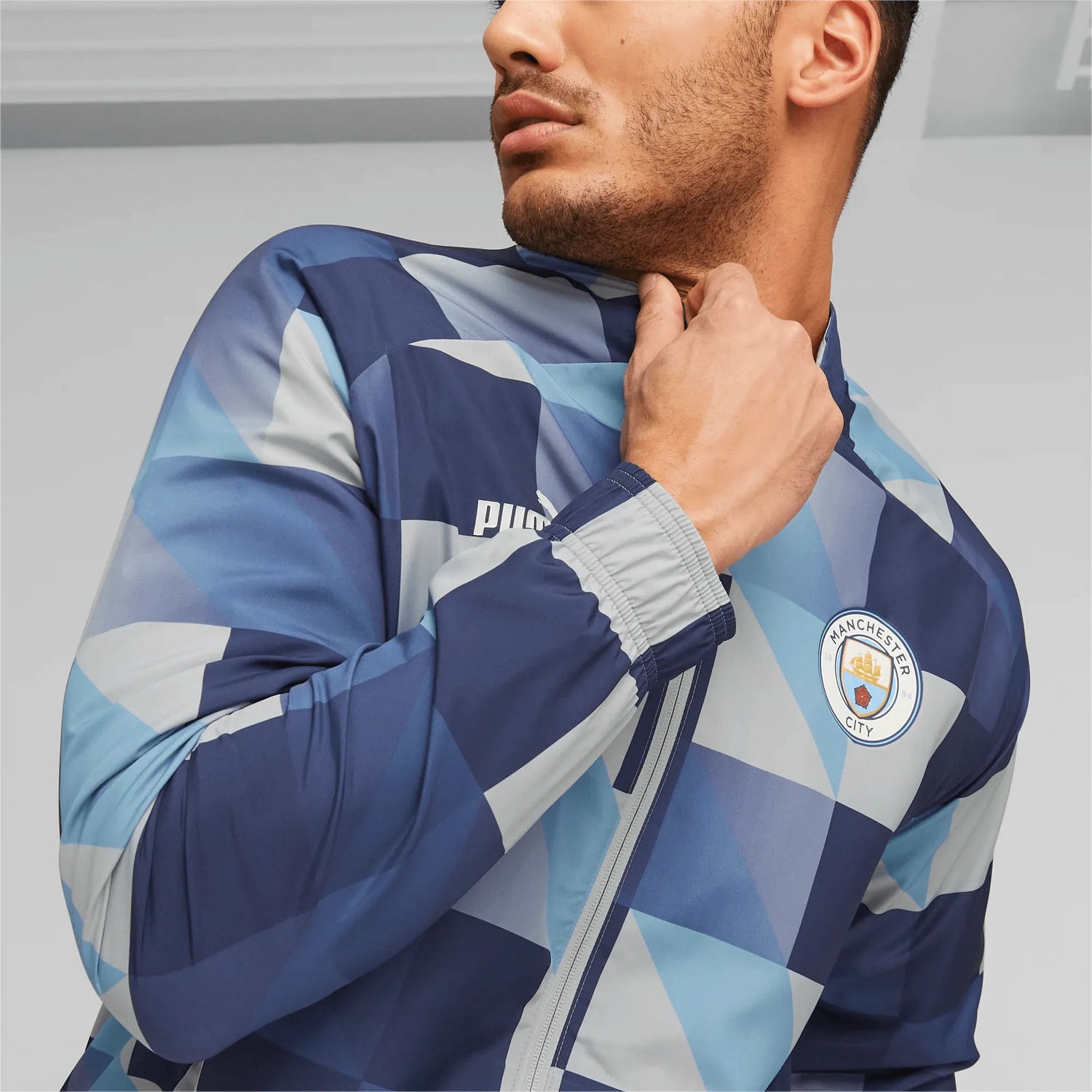 Puma 2022-23 Manchester City Pre-Match Match Jacket - Gray - Navy (Detail 1)