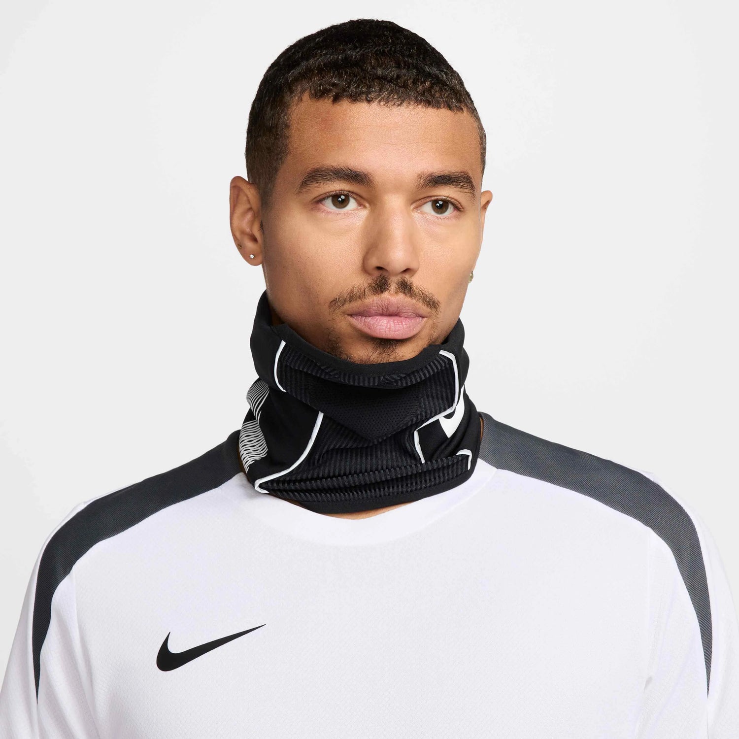 Nike Academy Dri-Fit Snood (Model - Neck)