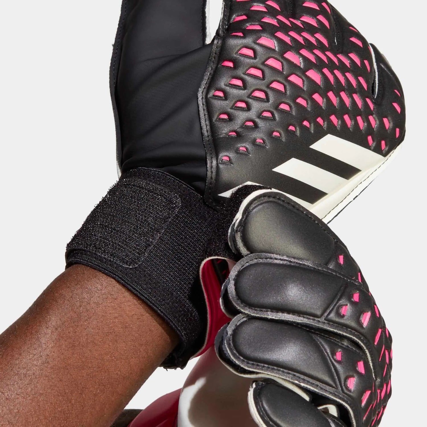 adidas Predator GL Training Goalkeeper Gloves - Black-White-Pink (Detail 1)