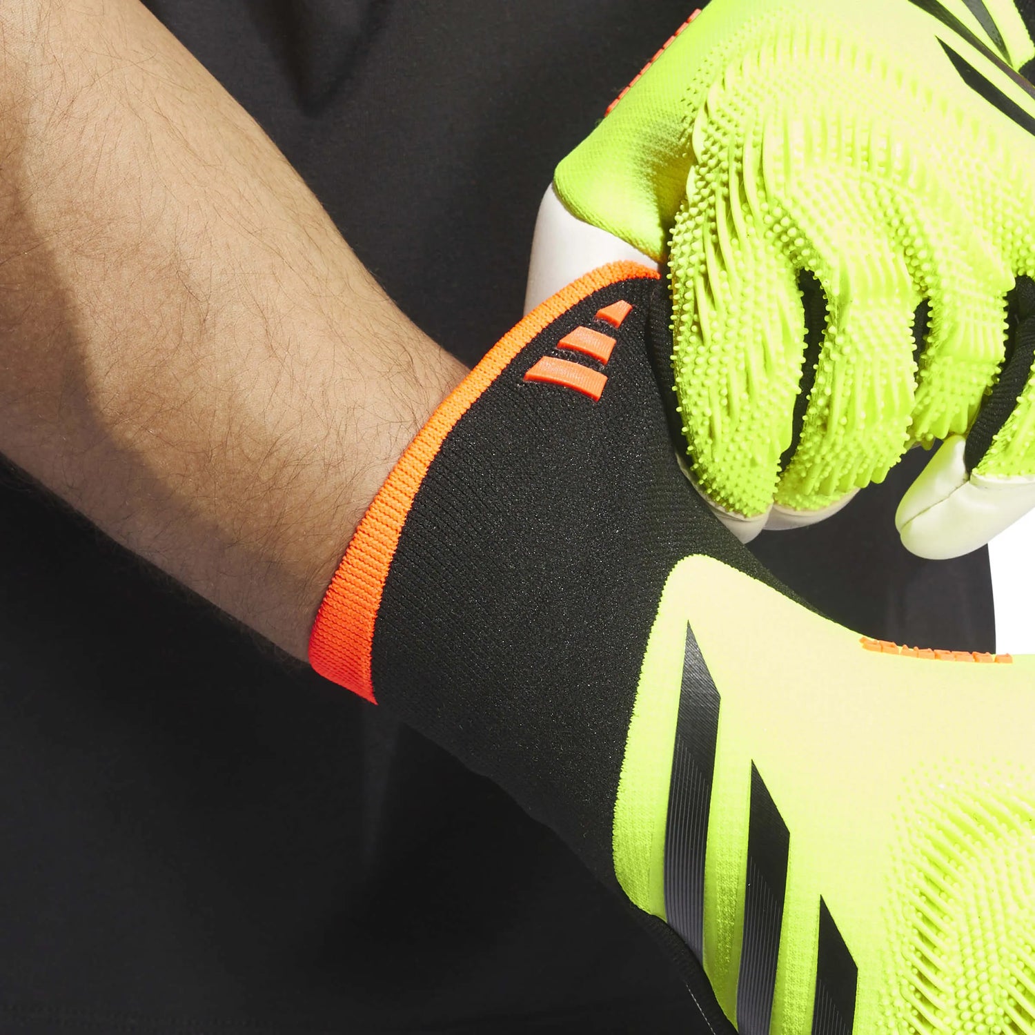 adidas Predator GL Pro Hybrid Cut Goalkeeper Gloves (Detail 1)