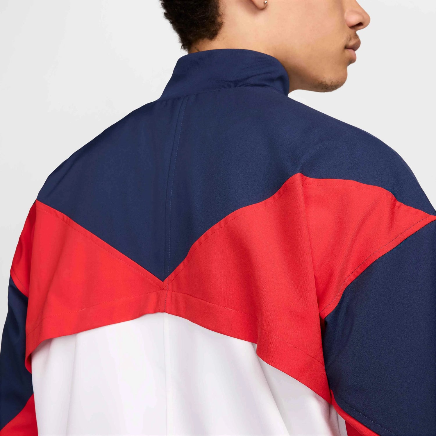 Nike 2024-25 PSG Men's Strike Anthem Jacket (Detail 2)