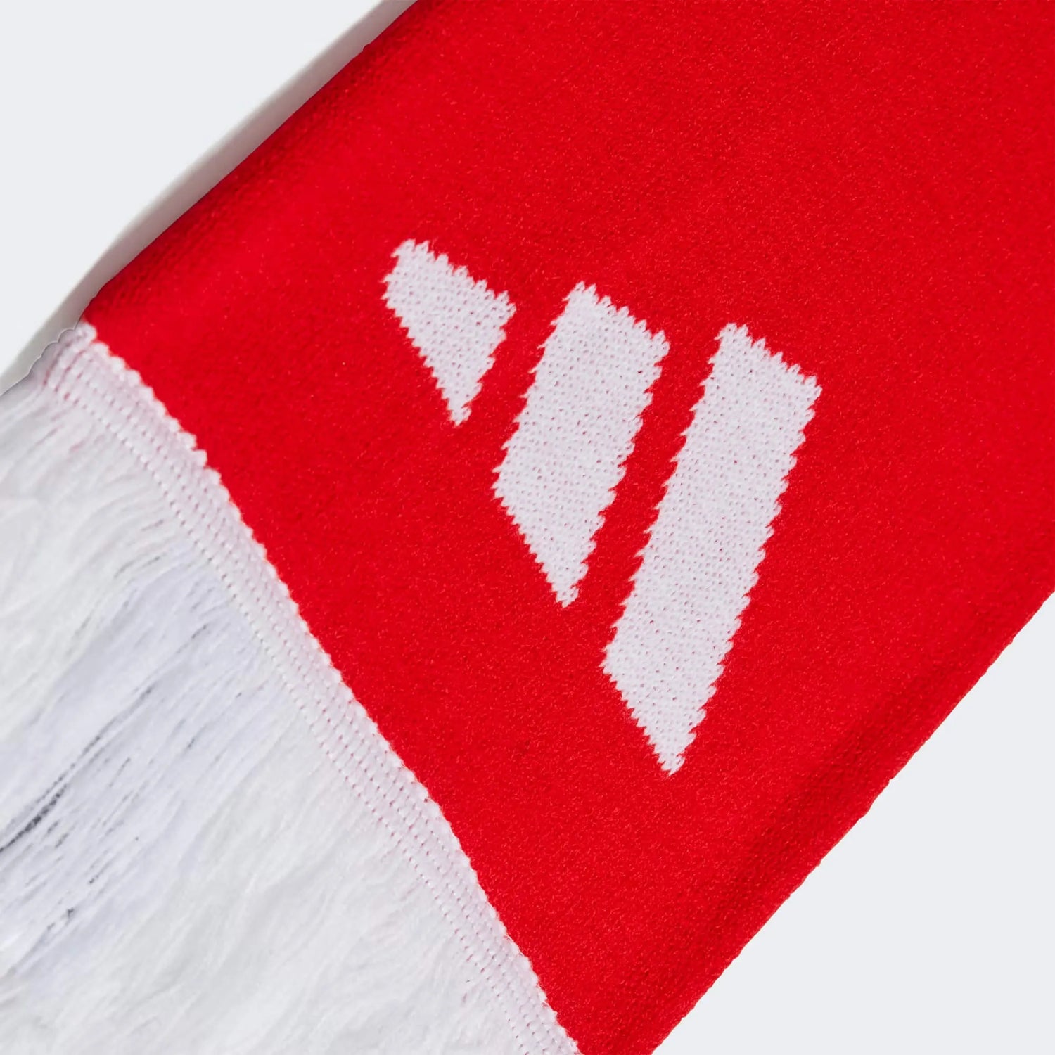 adidas 2023-24 Bayern Munich Scarf (Detail 2)