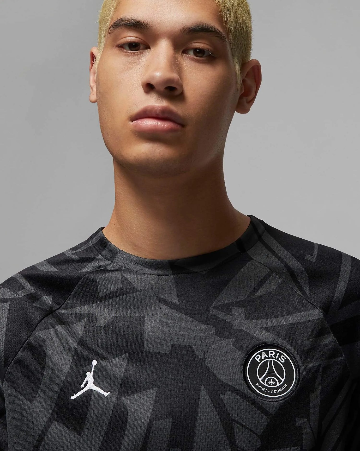 Jordan 2022-23 PSG Pre-Match Jersey - Black-Grey (Detail 1)