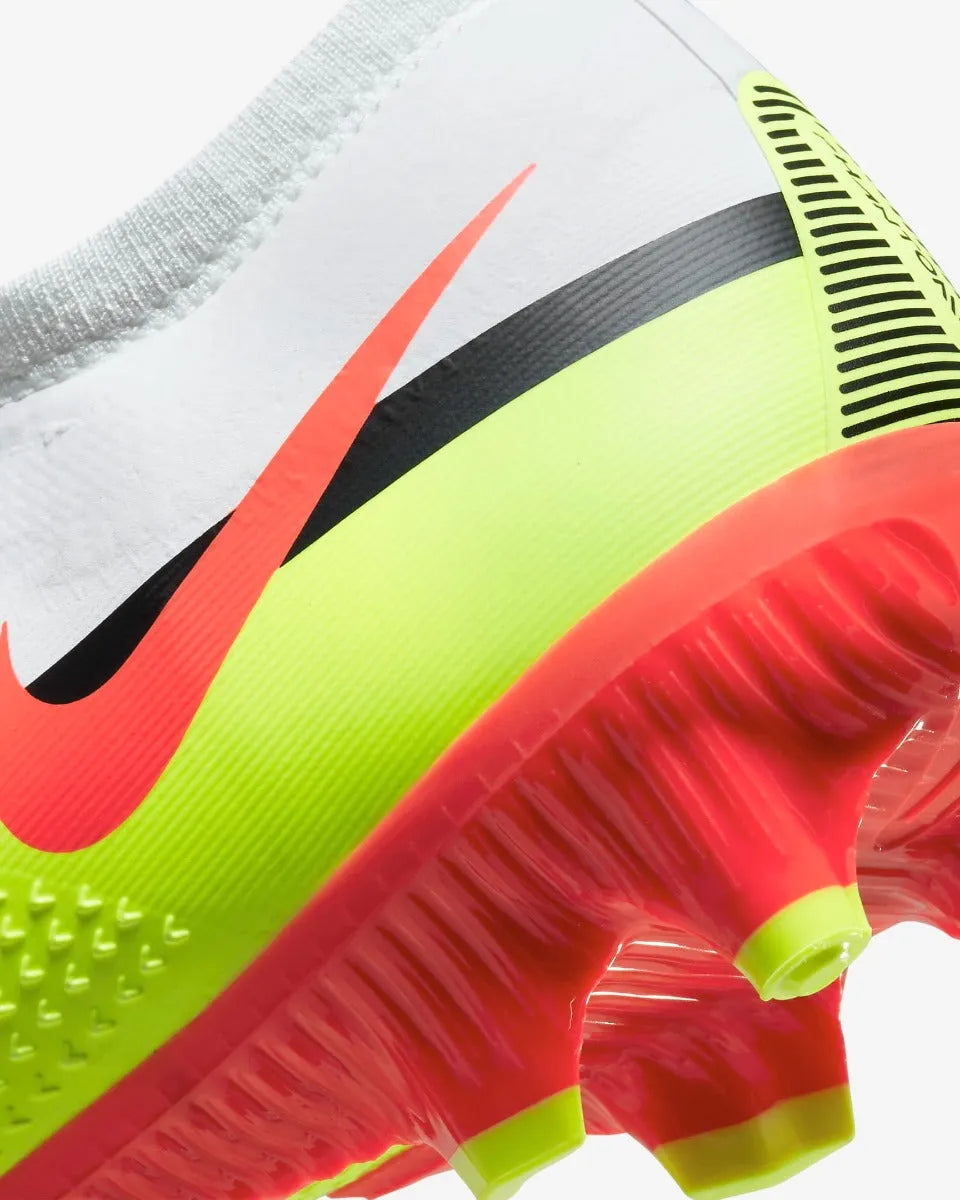 Nike Phantom GT2 PRO FG - White-Volt-Crimson (Detail 3)