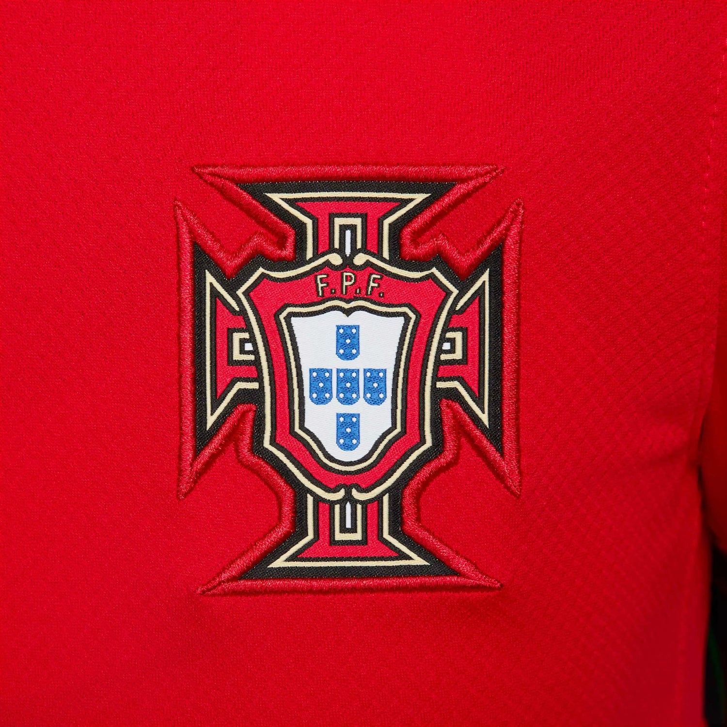 Nike 2024-25 Portugal Women's Stadium Home Jersey (Detail 3)