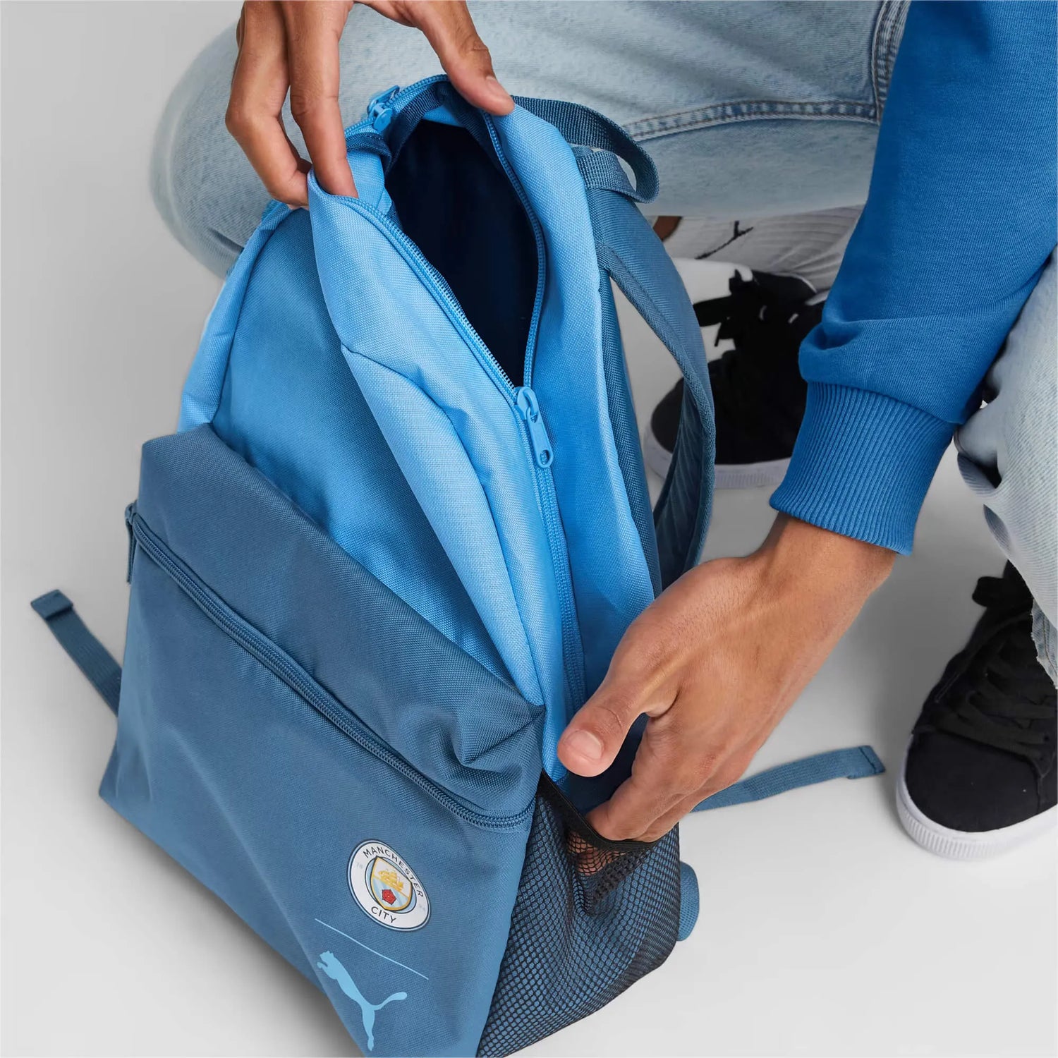 Puma 2023-24 Manchester City Fan Backpack (Model 2)