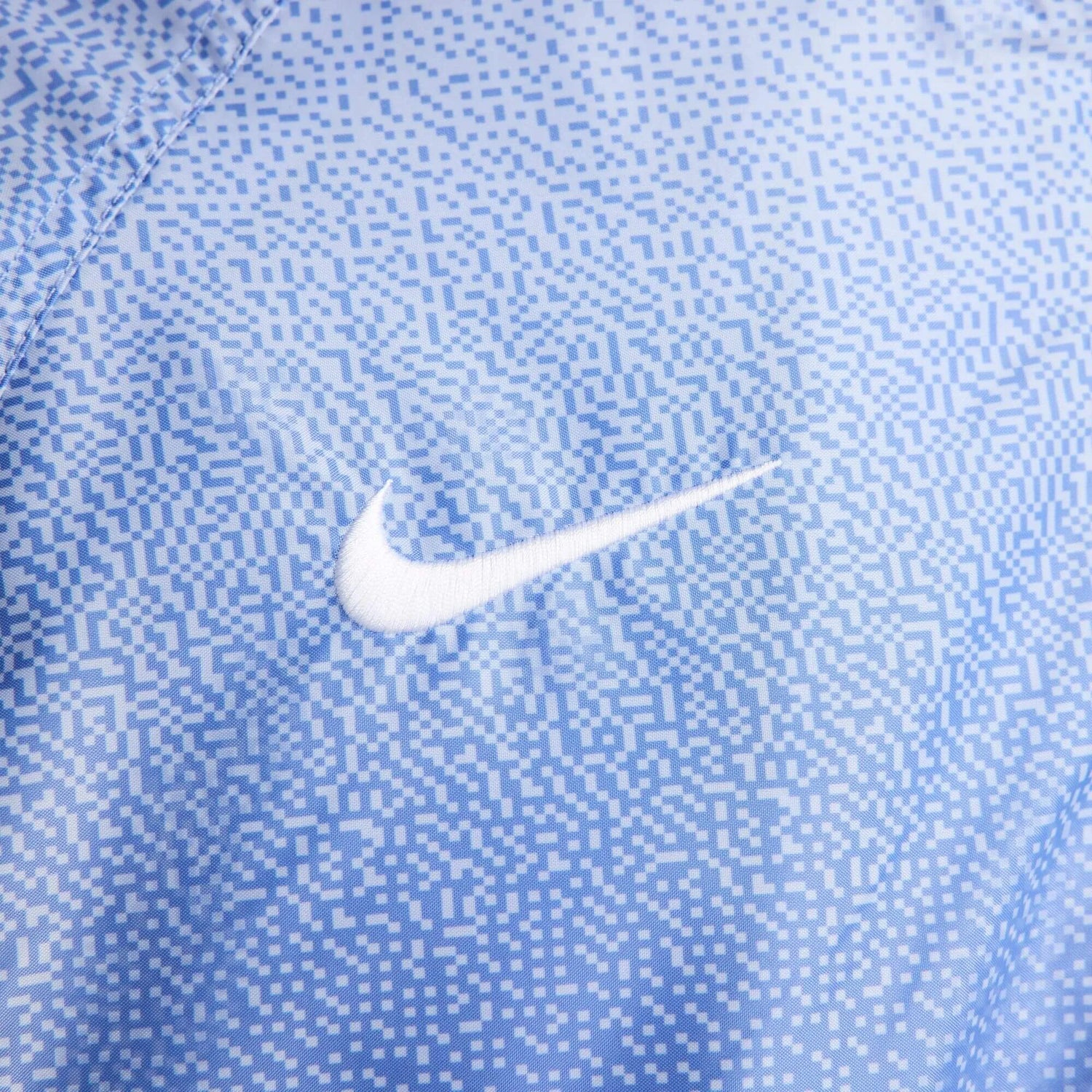 NIke 2024-25 Tottenham Men's Windrunner Anorak Jacket (Detail 4)