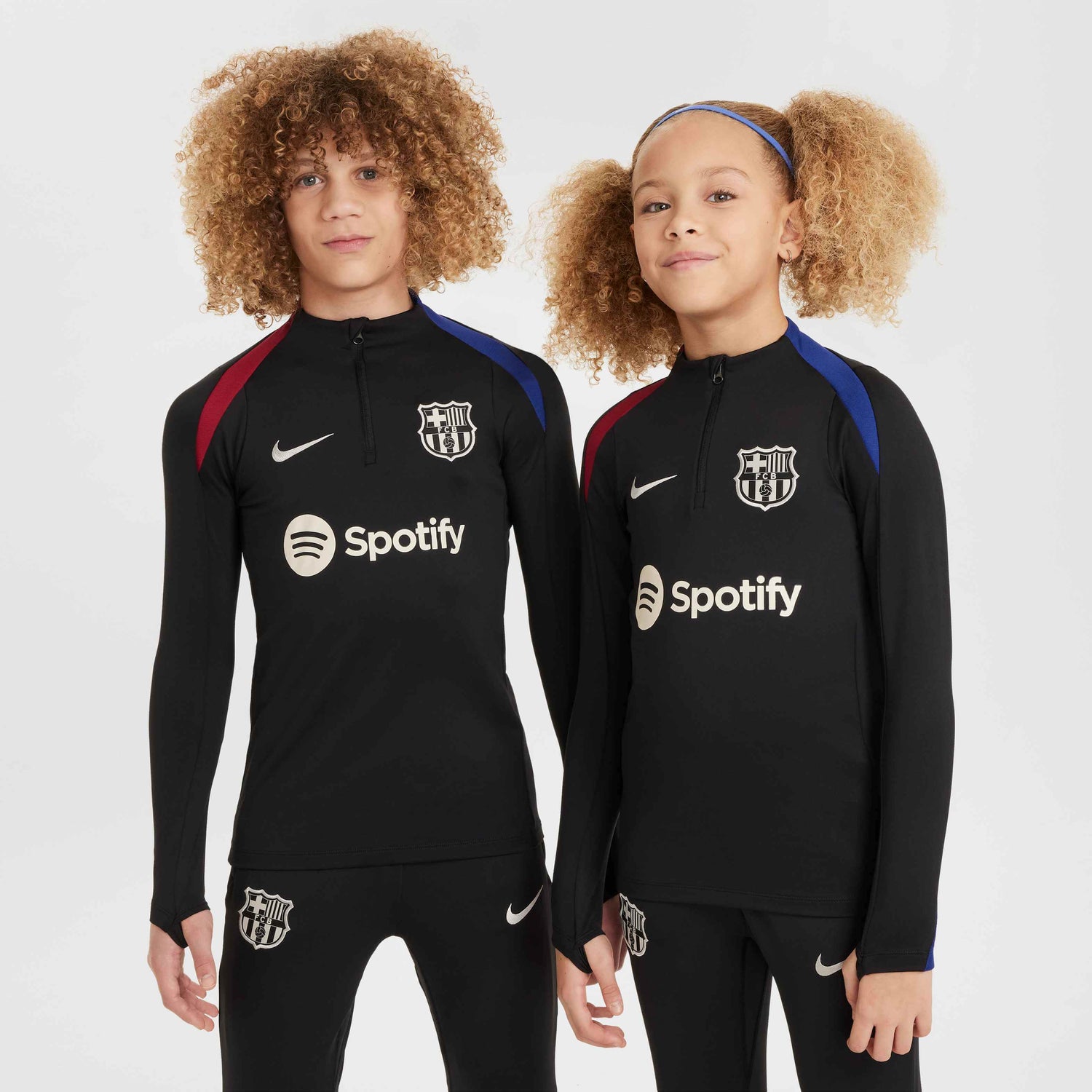 Nike 2024-25 Barcelona Youth Strike Drill Top (Models - Front)