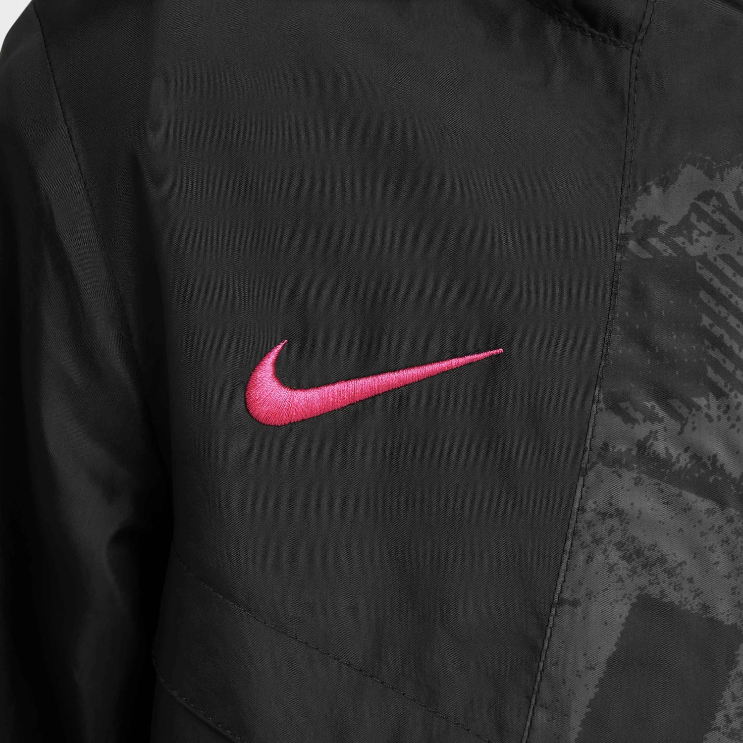 Nike 2024-25 Chelsea Youth Amplify Windrunner Jacket (Detail 4)