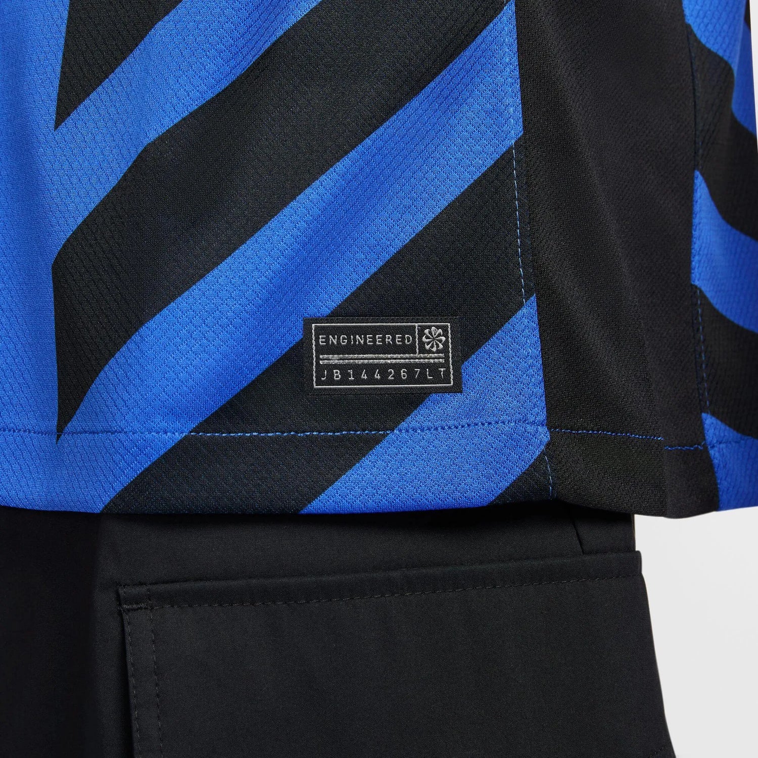 Nike 2024-25 Inter Milan Men's Stadium Home Jersey (Detail 5)