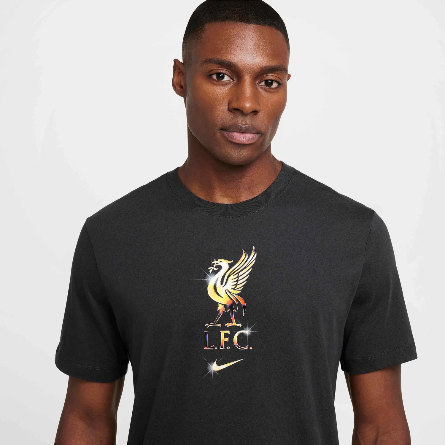 Nike 2024-25 Liverpool Men's Crest T-Shirt (Detail 1)