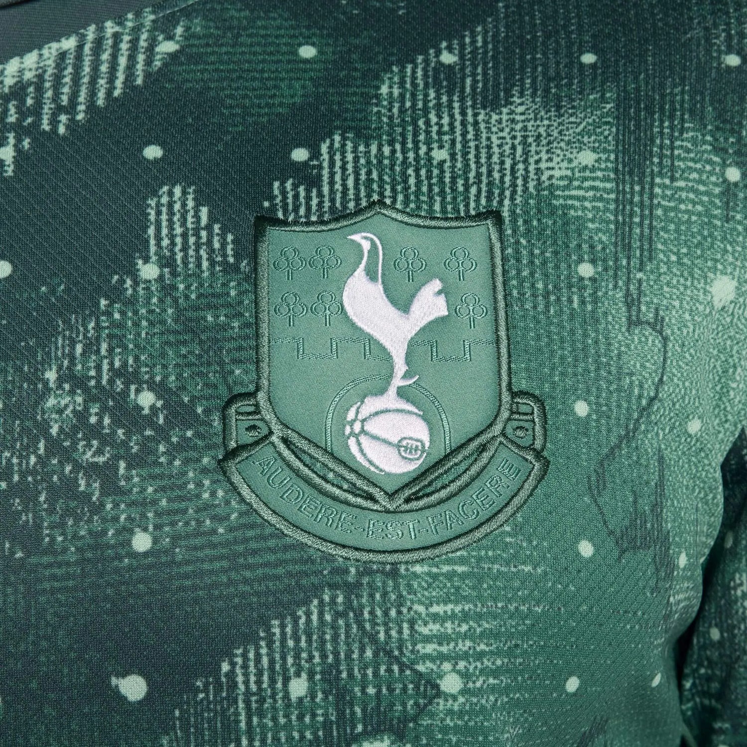 Nike 2024-25 Tottenham Men's Stadium Third Jersey (Detail 4)