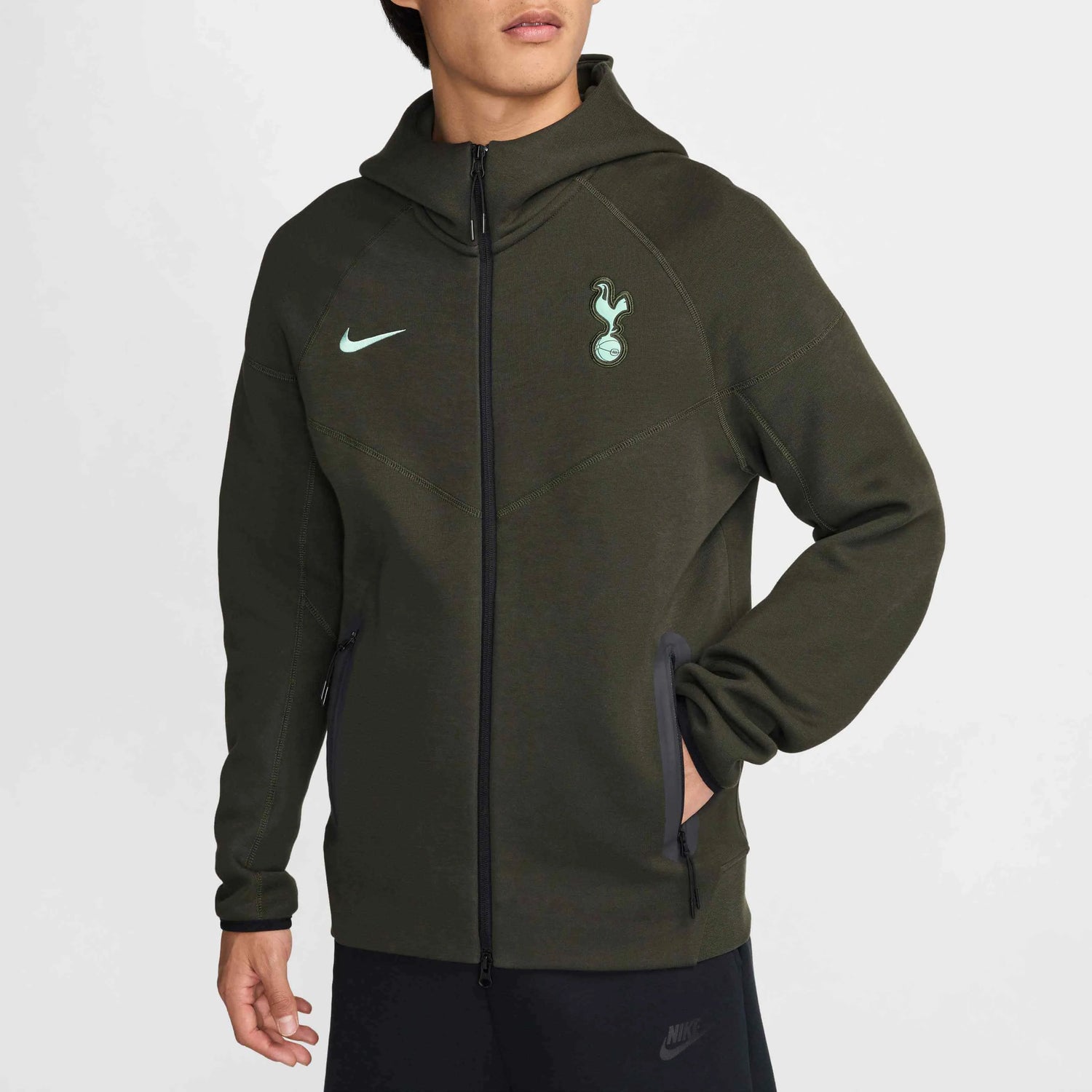 Nike 2024-25 Tottenham Men's Tech Fleece Third Full-Zip Jacket (Detail 3)