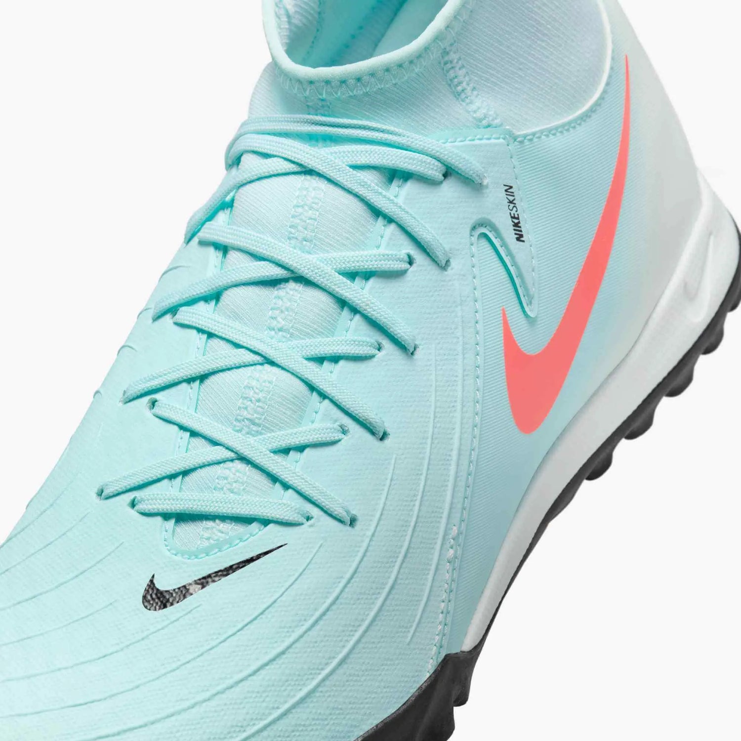 Nike Phantom Luna II Academy Turf - Mad Energy Pack (SP25) (Detail 1)