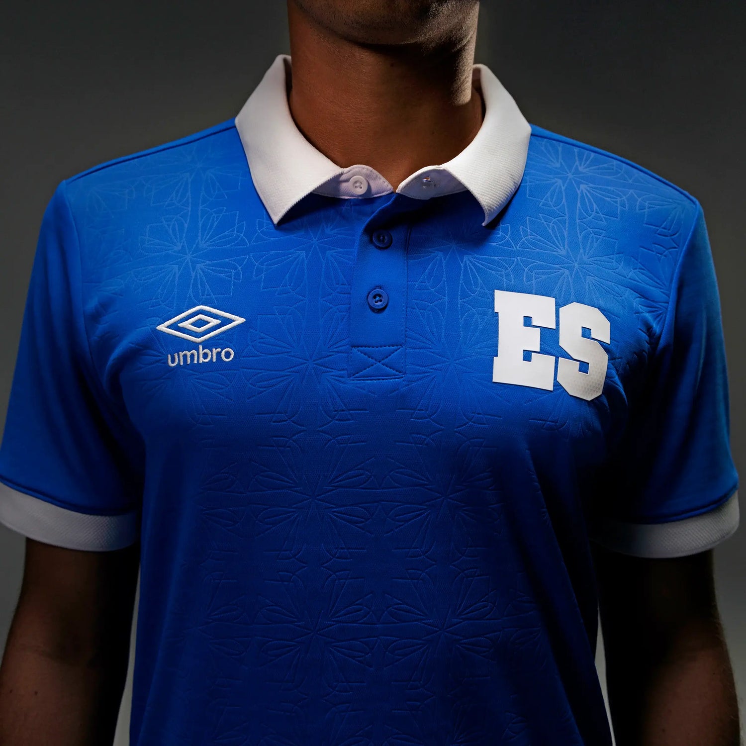 Umbro 2025-26 El Salvador Men's Stadium Home Soccer Jersey (Model - Detail)