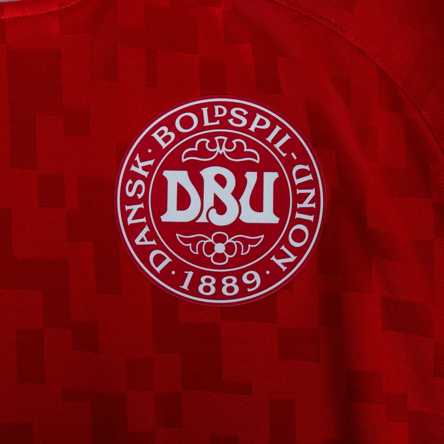 Hummel 2024-25 Denmark Men's Stadium Home Jersey (Detail 3)