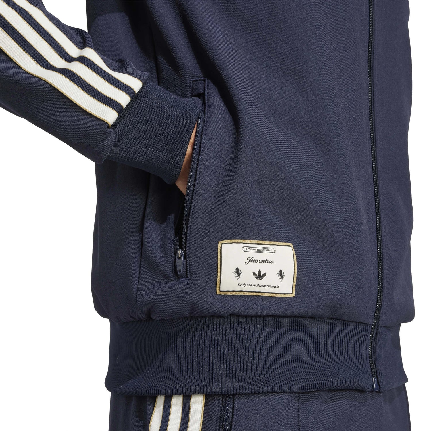 adidas 2025 Juventus Men's Icon Track Top (Detail 2)