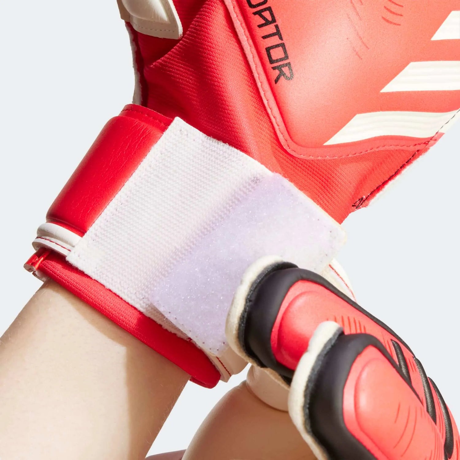 adidas Predator GL Match FS Goalkeeper Gloves (Detail 2)