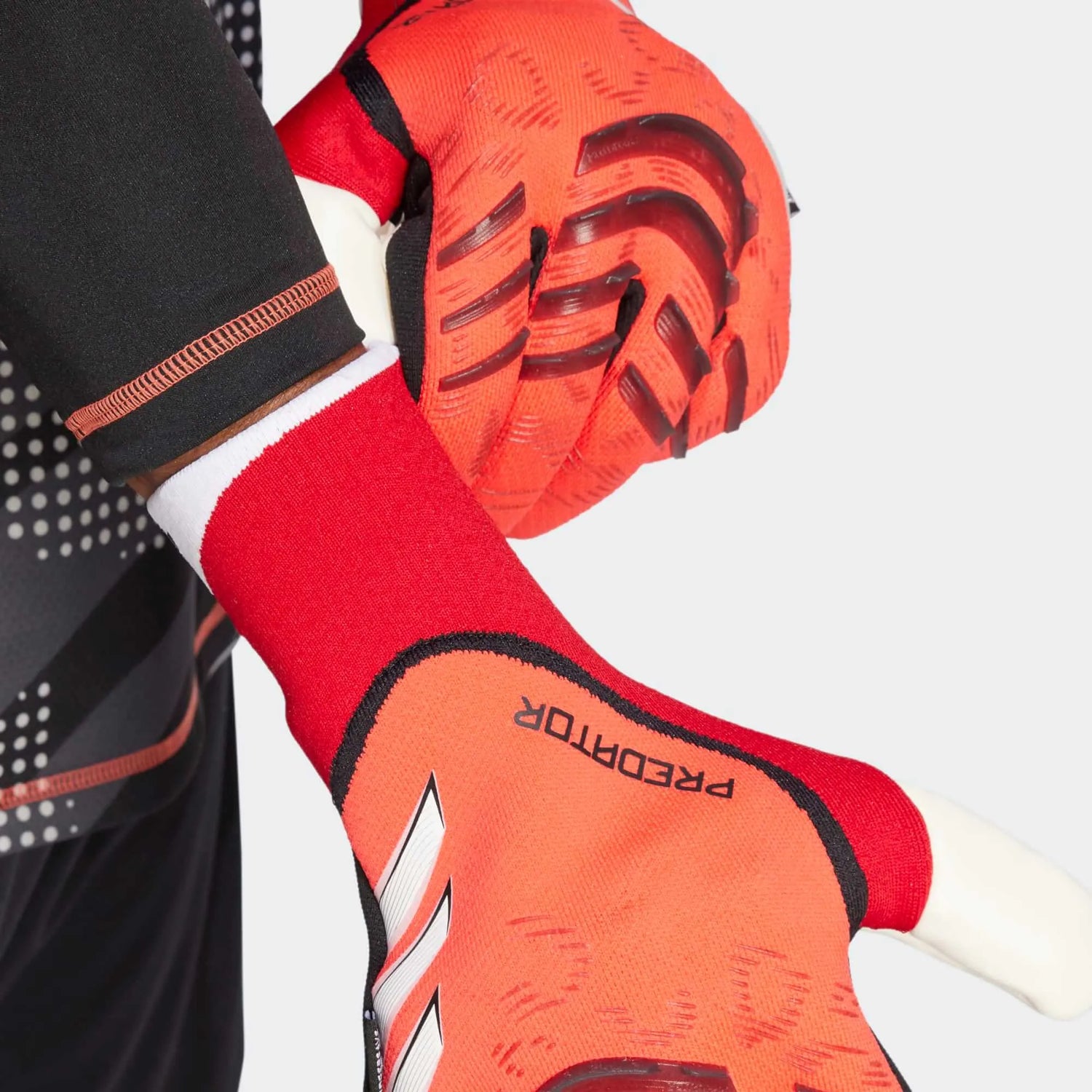 adidas Predator GL Pro FS Goalkeeper Gloves (Detail 1)