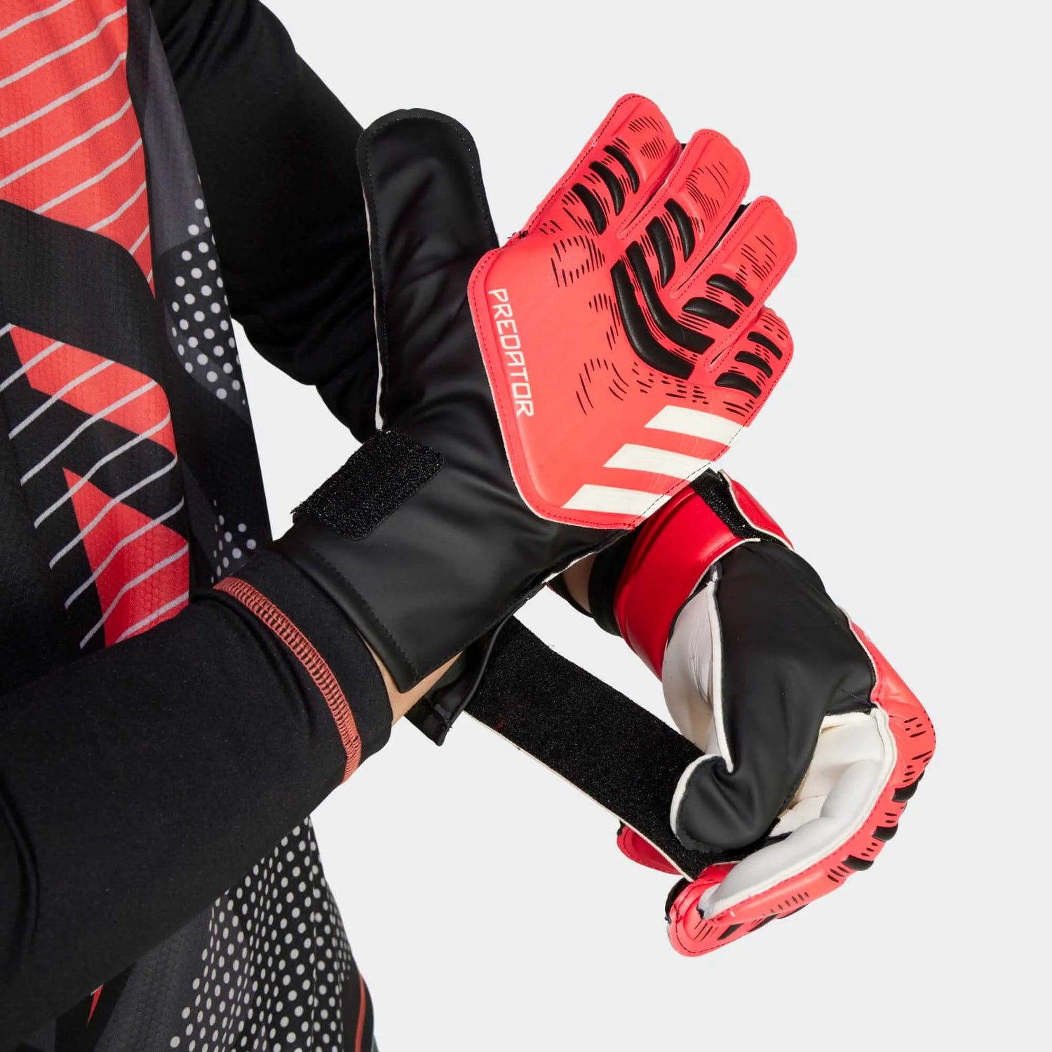 adidas Predator GL Training Goalkeeper Gloves (Model 1)