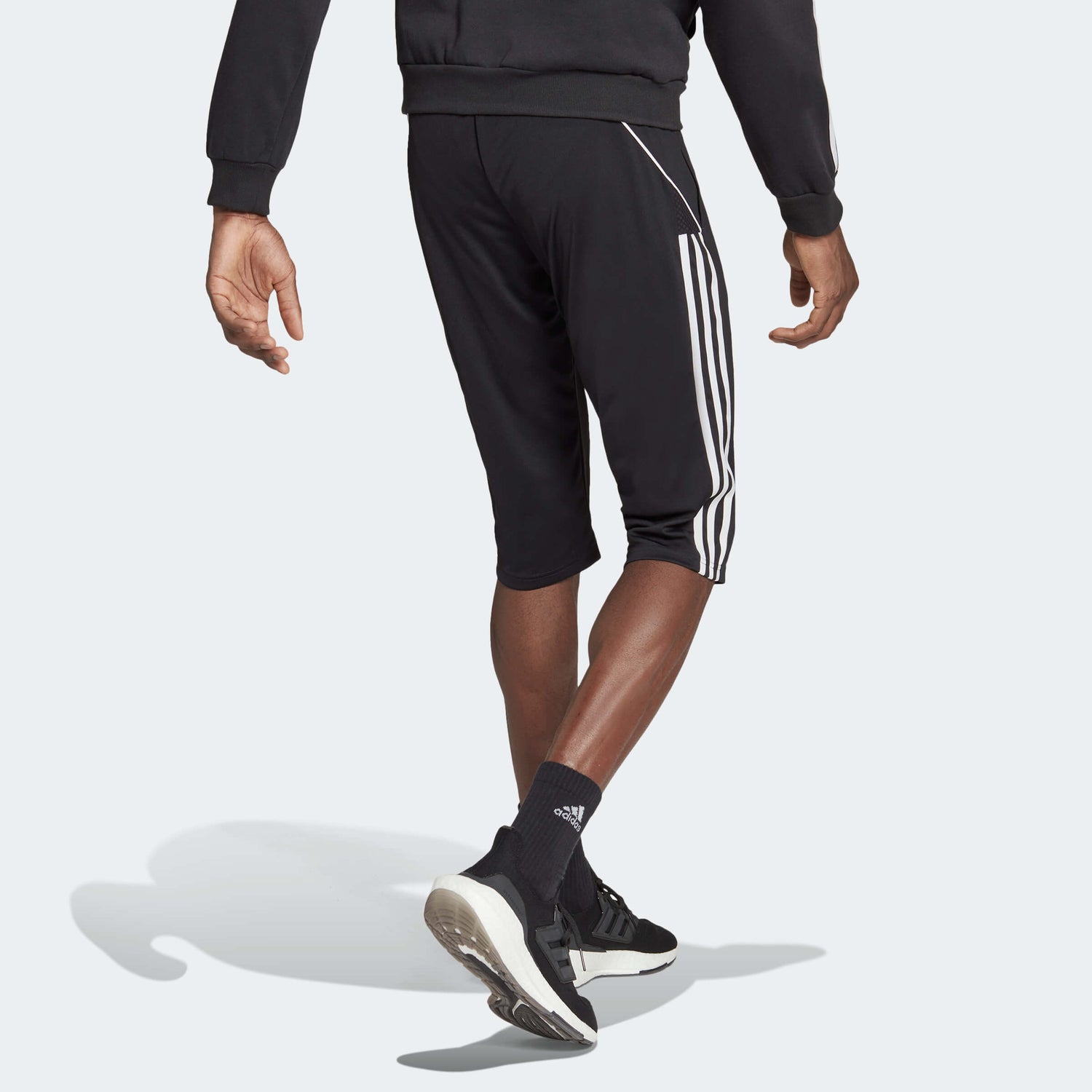 Amazon.com : adidas Germany 3/4 Training Pants (Black) (S) : Sports &  Outdoors