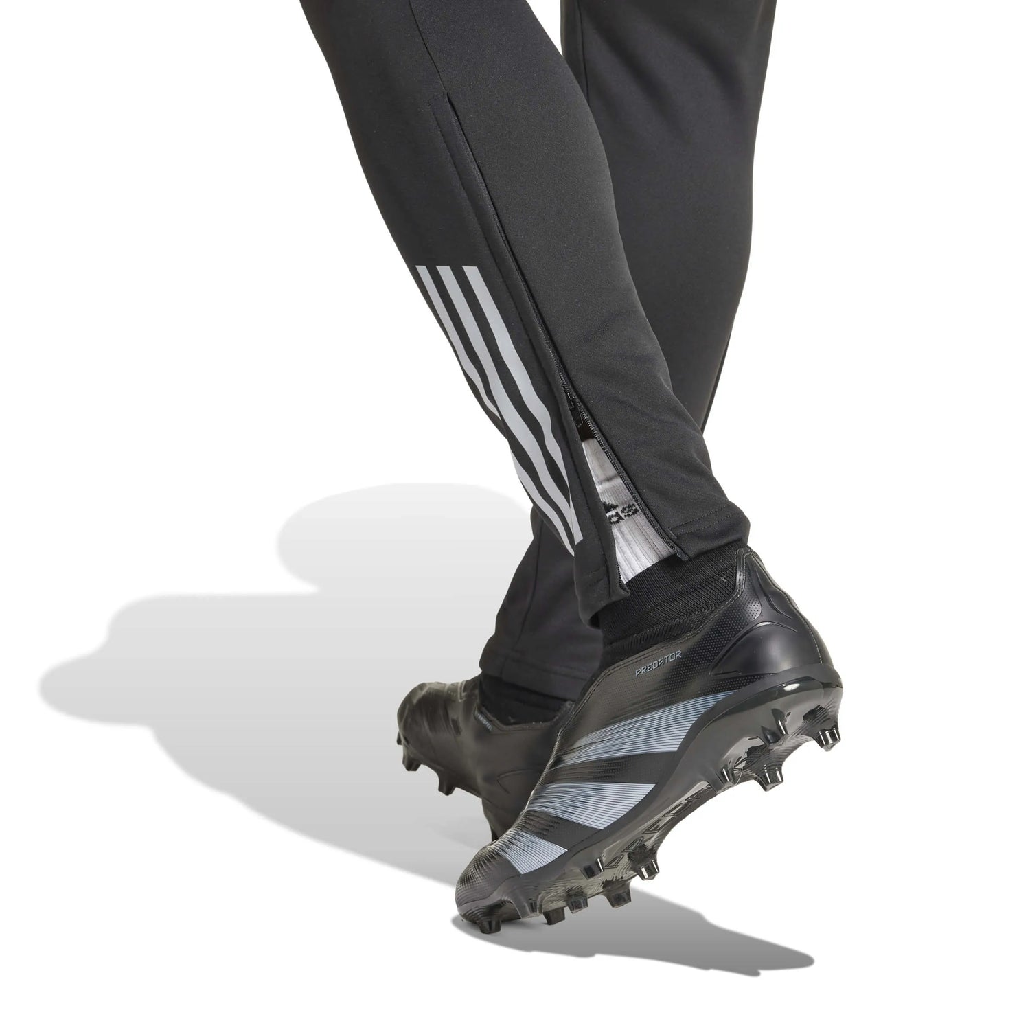 adidas Tiro 24 Men's Competition Winterized Pants (Detail 2)