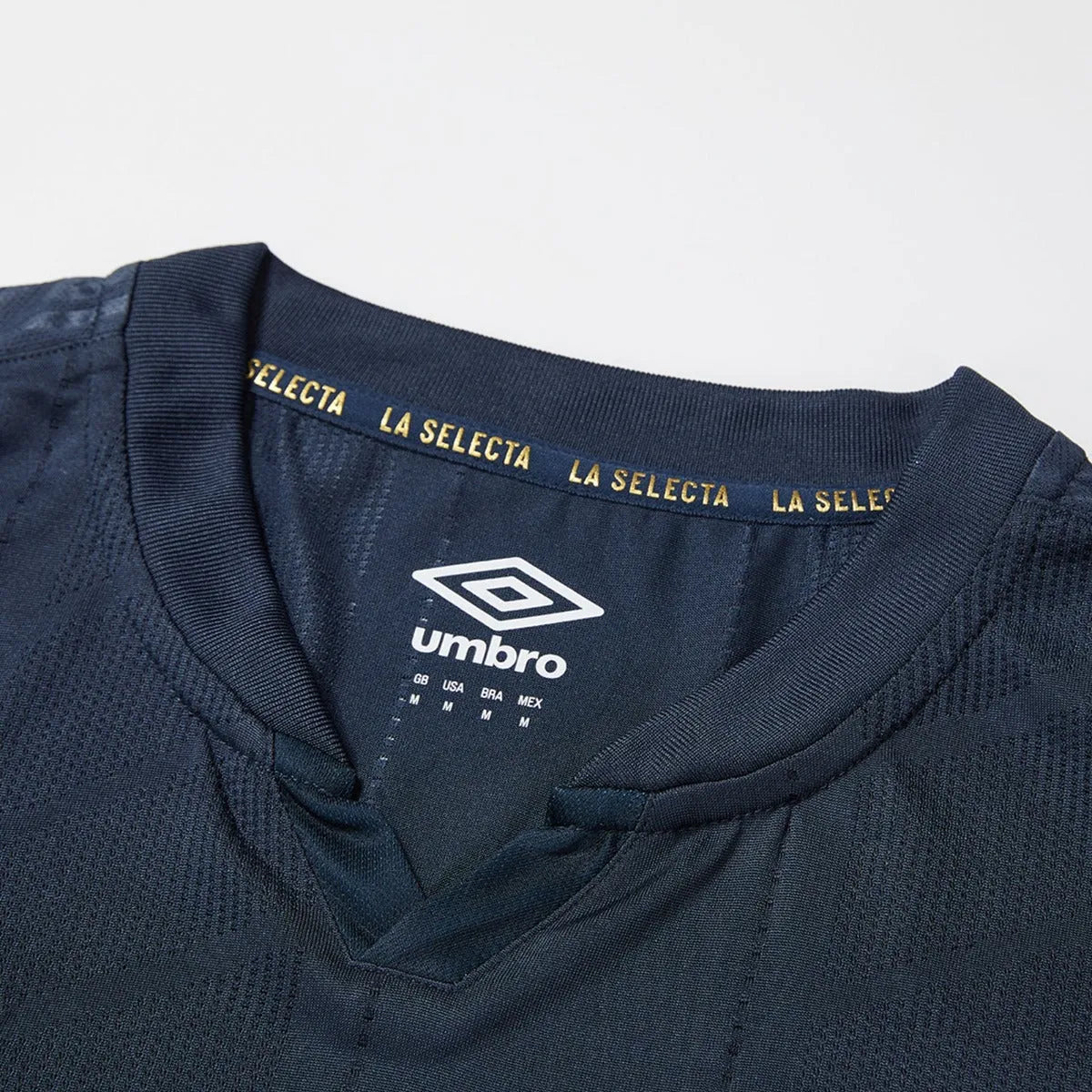 Umbro 2022 El Salvador Third Jersey - Navy-Gold (Detail 1)