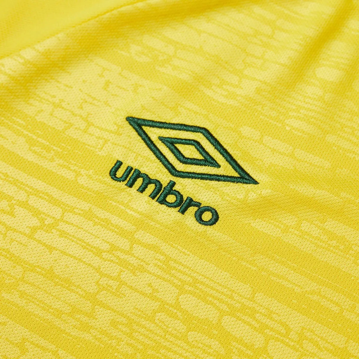 Umbro 2021-22 Jamaica Home Jersey - Yellow (Detail 1)