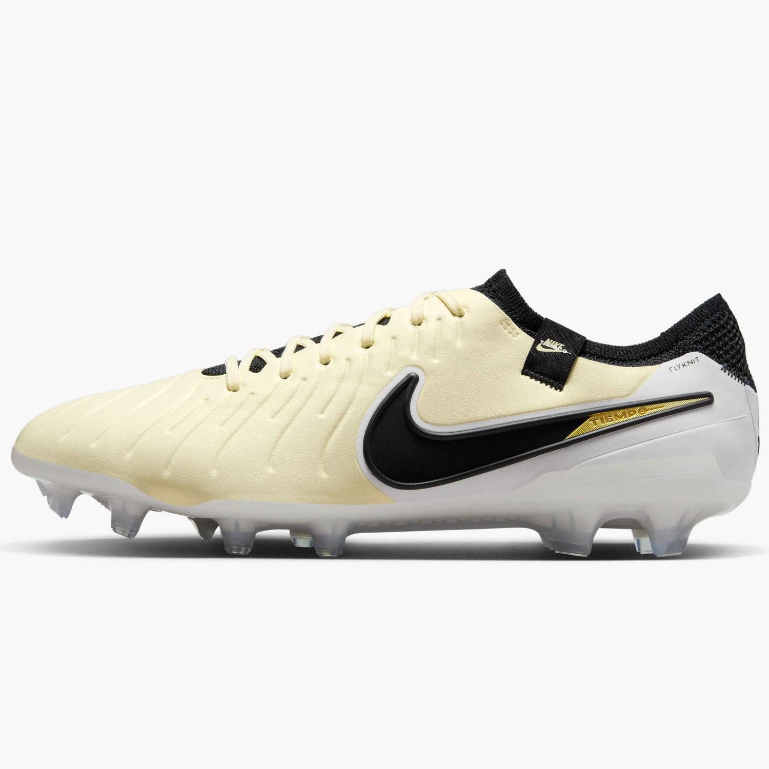 Nike legend cleats hotsell