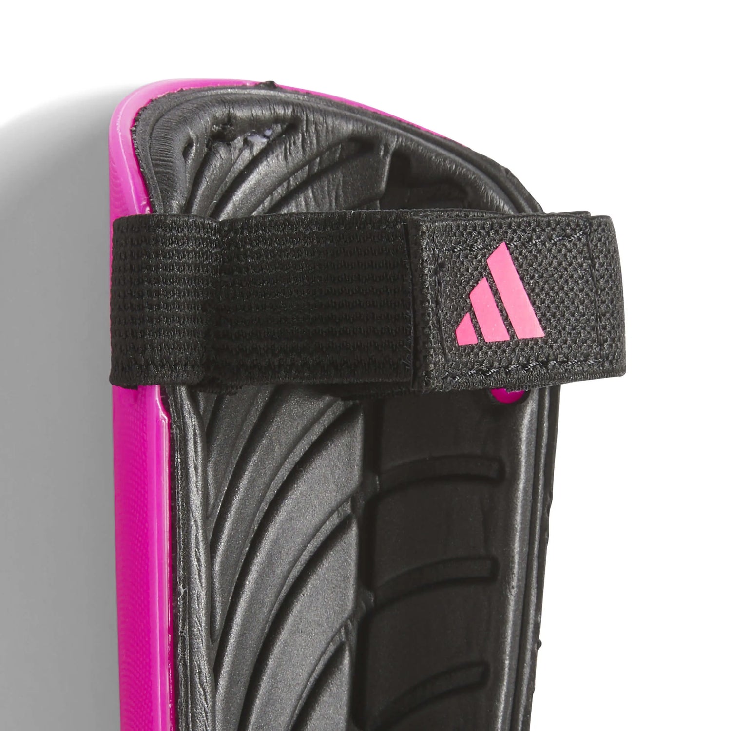 adidas Jr Tiro Match Shin Guards Black / Team Shock Pink (Detail 2)