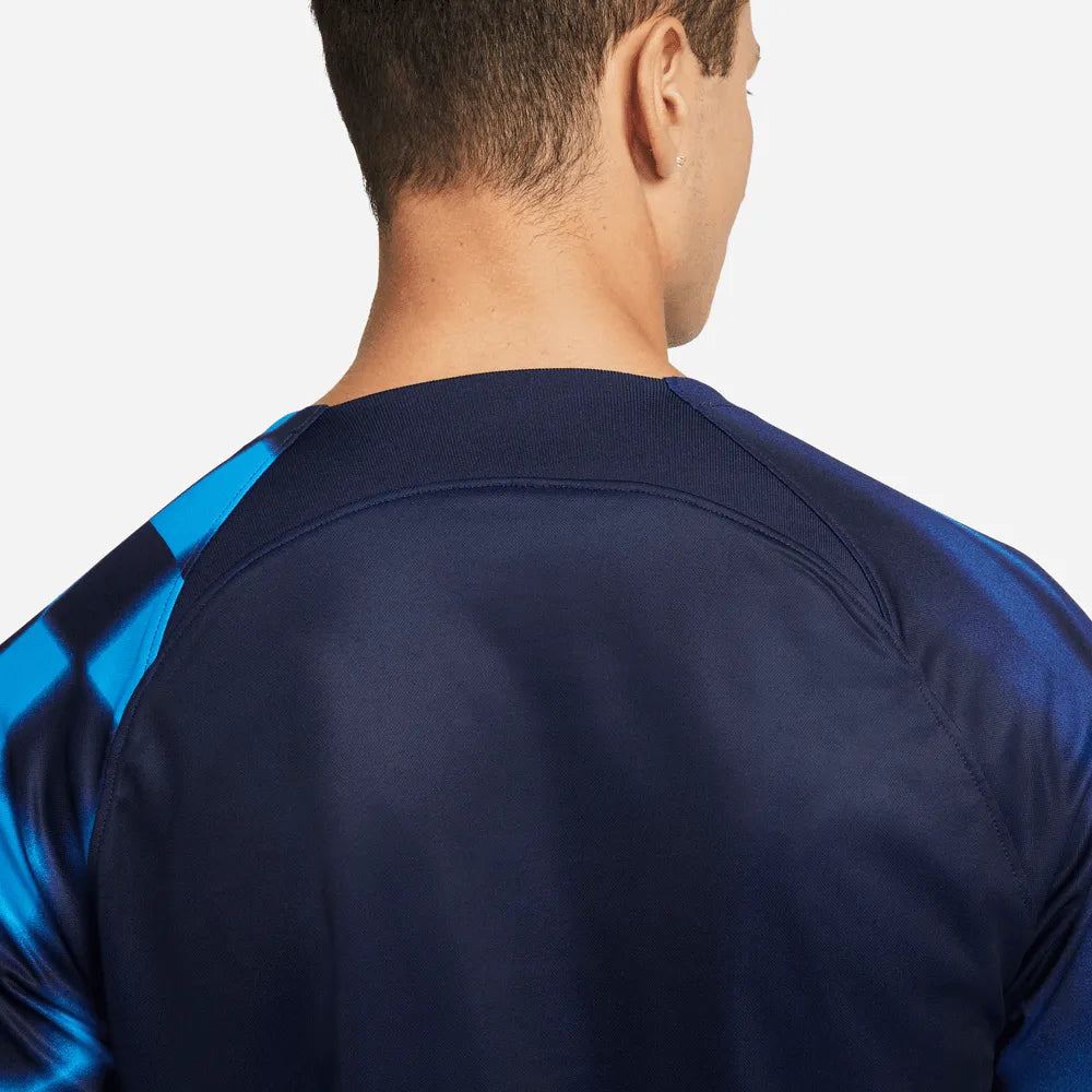 Nike 2022-23 Croatia Away Long Sleeve Jersey Blackened Blue-Red (Detail 2)