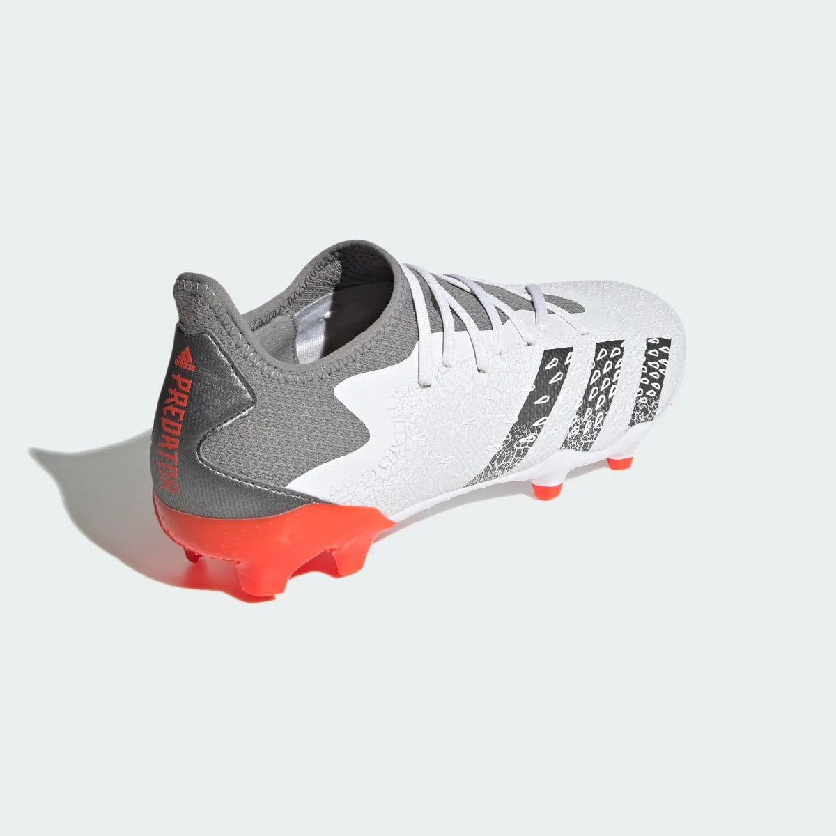 Adidas Predator Freak .3 LOW FG - White-Iron Metallic (Diagonal 2)