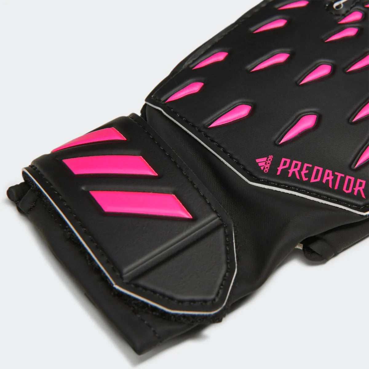 Adidas Predator Youth Training Goalkeeper Gloves  - Black-Pink (Detail 1)