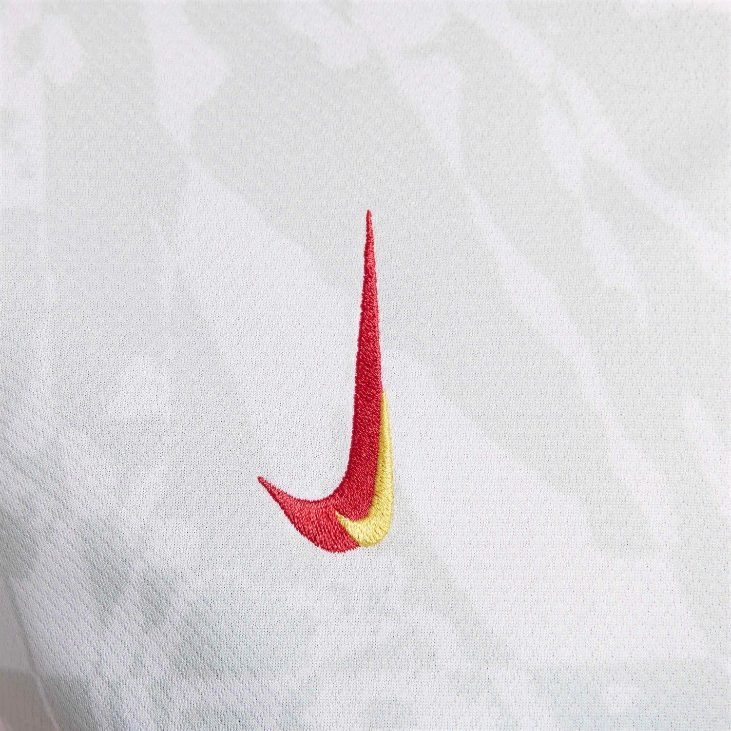 Nike 2024-25 Liverpool Women's Stadium Third Jersey (Detail 5)