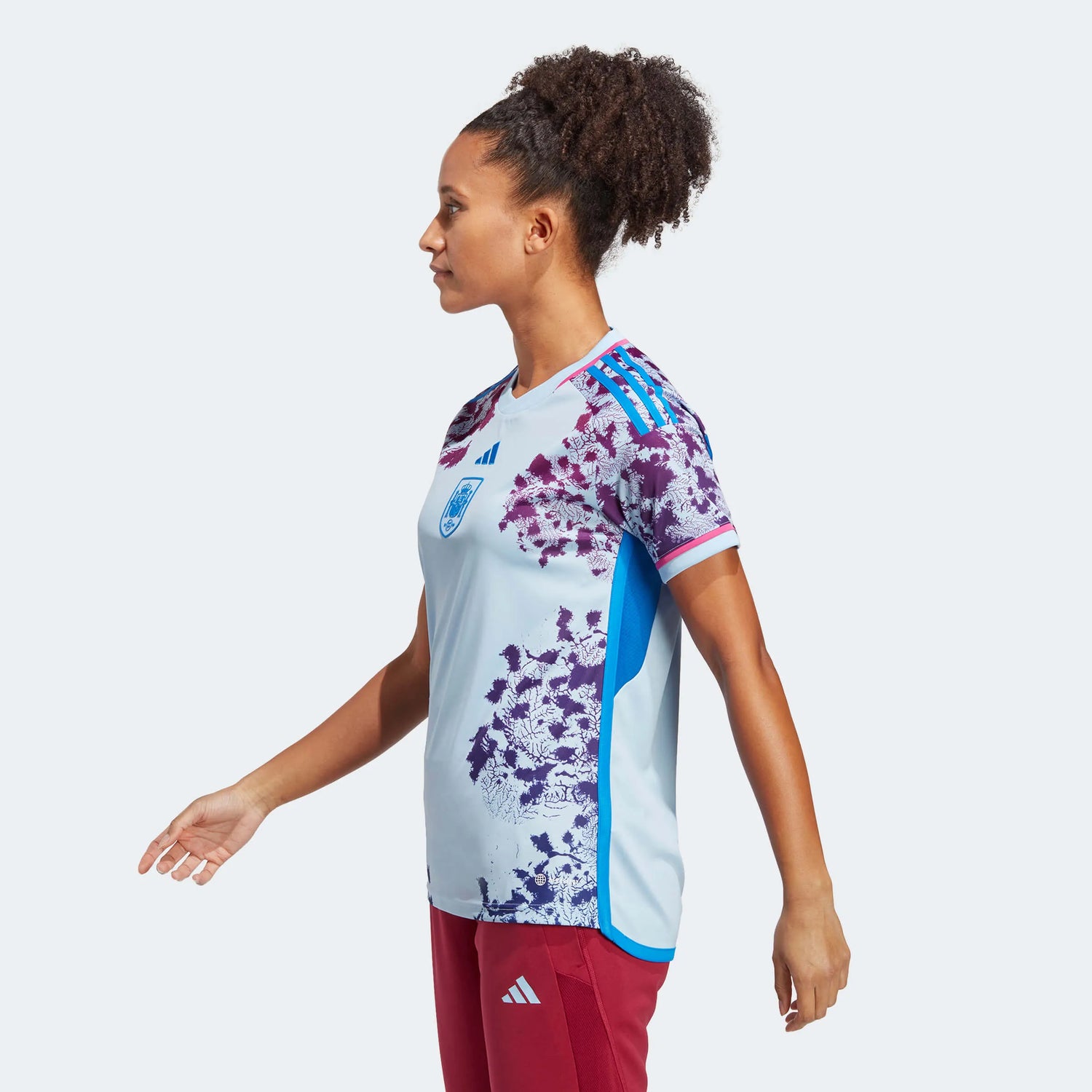 adidas 2023-24 Spain Womens Away Jersey - Glow Blue (Model - Side)