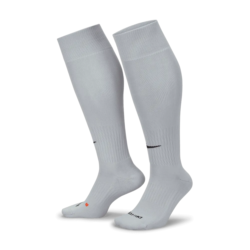 Nike Classic Knee-High Socks Wolf Grey (Pair - Lateral)