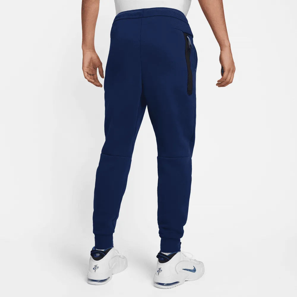 Nike 2022-23 England Tech Fleece Joggers (Model - Back)