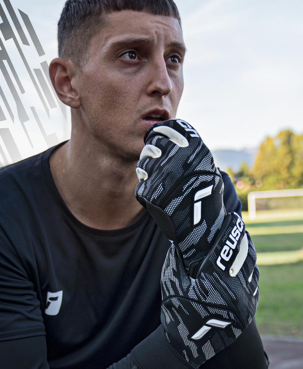 Reusch Pure Contact Infinity Goalkeeper Gloves - Black (Model 3)