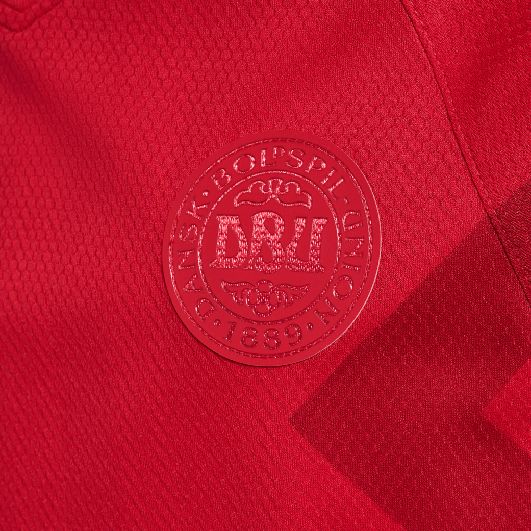 Hummel 2022-23 Denmark Youth Home Jersey - Tango Red (Detail 3)